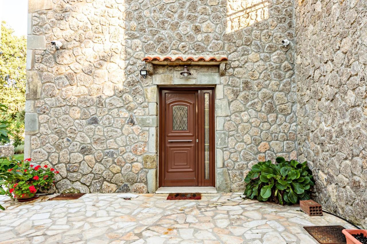 Filia Stone Villa Gouviá Exterior foto